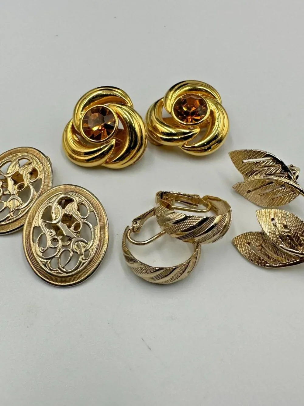 Vintage Clip On Earrings Lot Mixed Gold Tone Hoop Swirl Leaf Retro 4 Pairs